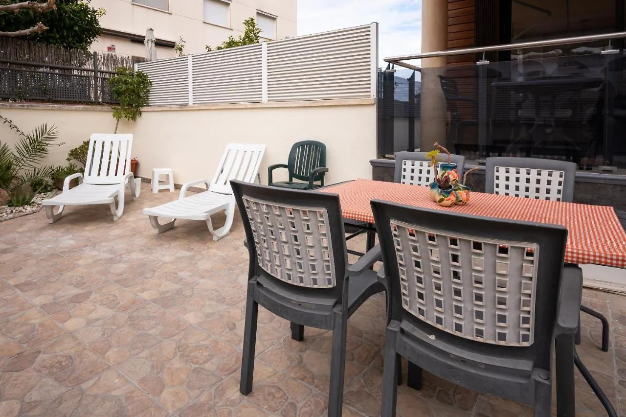 At003 Planta Baja Con Patio Privado, Piscina Comunitaria, Cerca De La Playa Apartment Torredembarra Spain