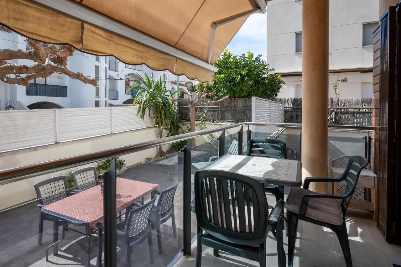 At003 Planta Baja Con Patio Privado, Piscina Comunitaria, Cerca De La Playa Apartment Torredembarra Spain